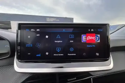 Photo 13 Peugeot 208  100 S&S BVM6