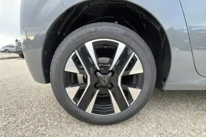 Photo 29 Peugeot 208  100 S&S BVM6