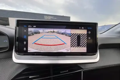 Photo 21 Peugeot 208  100 S&S BVM6