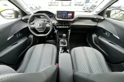 Photo 10 Peugeot 208  100 S&S BVM6