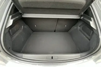 Photo 31 Peugeot 208  100 S&S BVM6