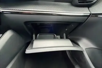 Photo 26 Peugeot 208  100 S&S BVM6