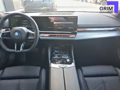 Photo 5 BMW Serie 5 550e xDrive PHEV 489 ch BVA8