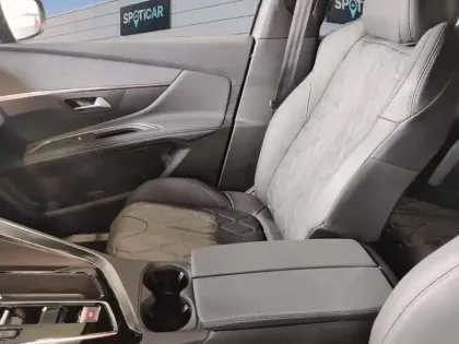 Photo 13 Peugeot 3008  Hybrid 136 e-DCS6