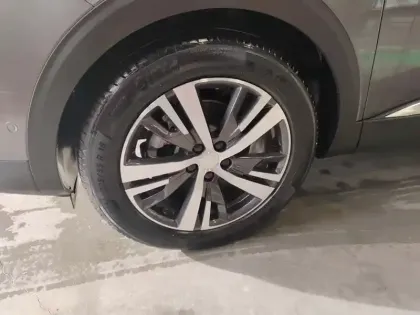 Photo 8 Peugeot 3008  Hybrid 136 e-DCS6