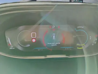 Photo 15 Peugeot 3008  Hybrid 136 e-DCS6