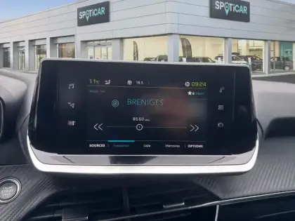 Photo 17 Peugeot 208  Electrique 50 kWh 136ch