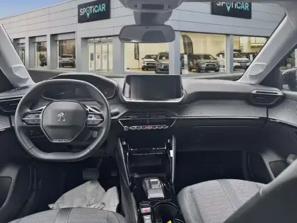 Photo 9 Peugeot 208  Electrique 50 kWh 136ch