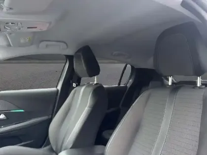 Photo 24 Peugeot 208  Electrique 50 kWh 136ch