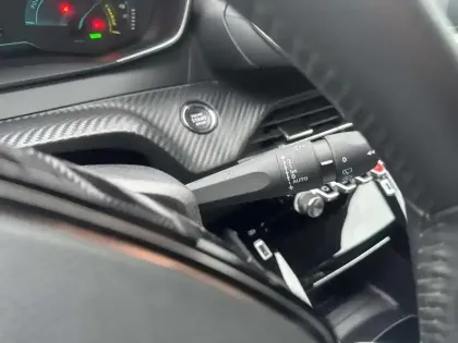 Photo 21 Peugeot 208  Electrique 50 kWh 136ch