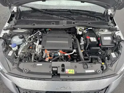 Photo 26 Peugeot 208  Electrique 50 kWh 136ch