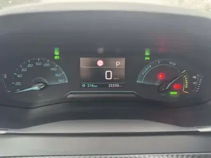 Photo 16 Peugeot 208  Electrique 50 kWh 136ch