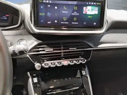 Photo 18 Peugeot 208  Electrique 50 kWh 136ch