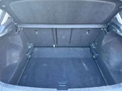 Photo 38 Volkswagen T-roc  1.0 TSI 110 Start/Stop BVM6