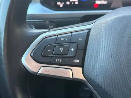 Photo 46 Volkswagen T-roc  1.0 TSI 110 Start/Stop BVM6