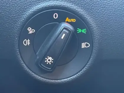 Photo 21 Volkswagen T-roc  1.0 TSI 110 Start/Stop BVM6