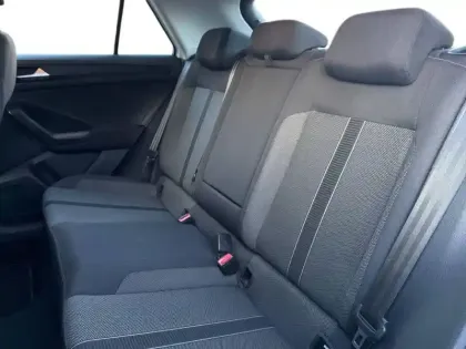 Photo 39 Volkswagen T-roc  1.0 TSI 110 Start/Stop BVM6