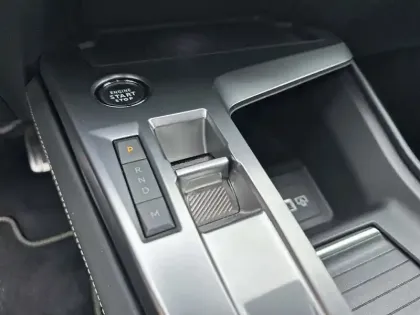 Photo 9 Peugeot 308  BlueHDi 130ch S&S EAT8