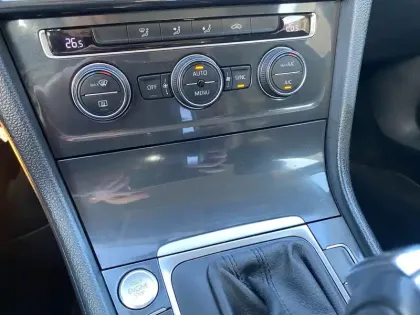 Photo 24 Volkswagen Golf  1.5 TSI 150 EVO DSG7