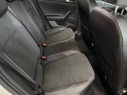 Photo 13 Volkswagen Polo  1.0 TSI 95 S&S DSG7