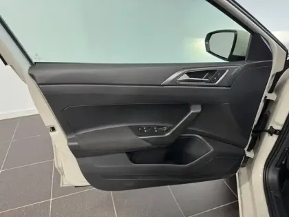 Photo 8 Volkswagen Polo  1.0 TSI 95 S&S DSG7