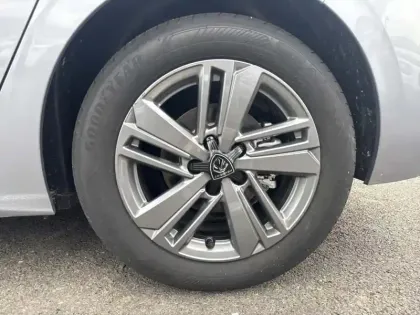 Photo 8 Peugeot 308  Hybrid 145 e-DCS6