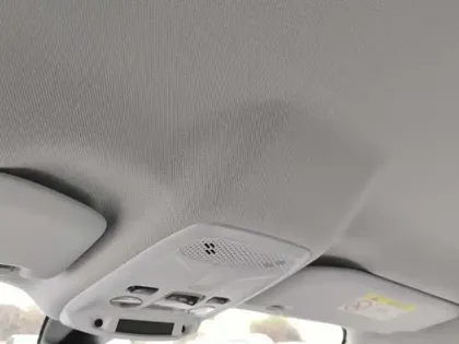 Photo 24 Peugeot 2008  PureTech 100 S&S BVM6