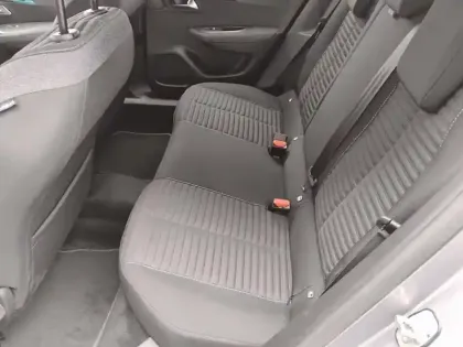 Photo 12 Peugeot 2008  PureTech 100 S&S BVM6