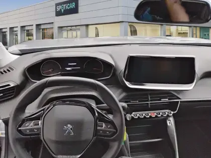 Photo 9 Peugeot 2008  PureTech 100 S&S BVM6