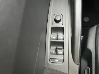 Photo 17 Skoda Fabia  1.0 TSI 95 ch EVO 2 BVM5