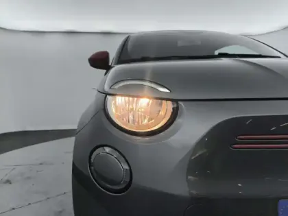 Photo 7 Fiat 500  3+1 e 118 ch