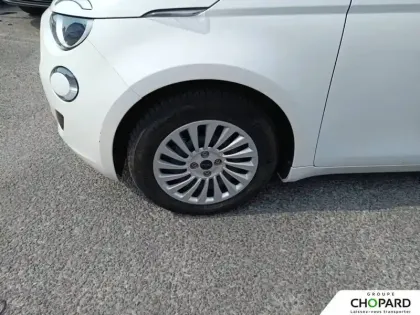 Photo 71 Fiat 500  e 95 ch