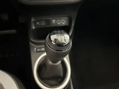 Photo 21 Renault Twingo  III SCe 65