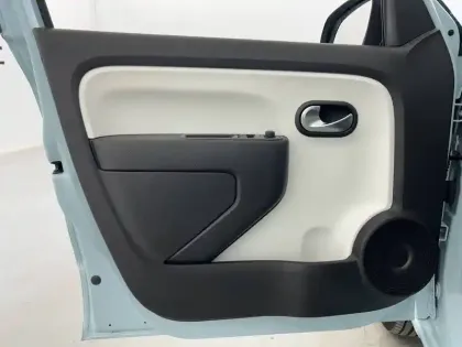 Photo 19 Renault Twingo  III SCe 65