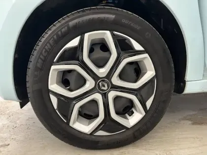 Photo 27 Renault Twingo  III SCe 65