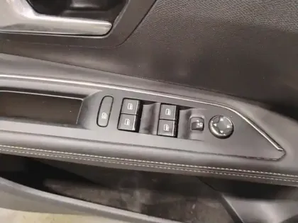 Photo 23 Peugeot 3008  BlueHDi 130ch S&S EAT8