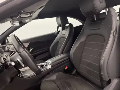 Photo 14 Mercedes Classe C  Cabriolet 220 d 9G-Tronic