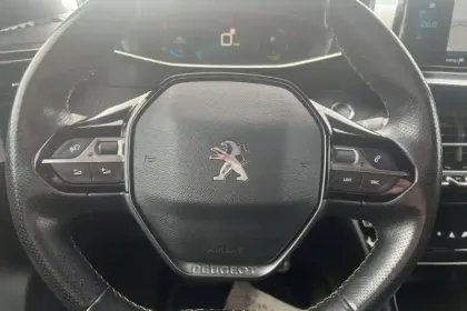 Photo 34 Peugeot 2008  Moteur électrique 136 ch