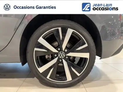 Photo 51 Volkswagen Golf  1.5 eHybrid 204 DSG6