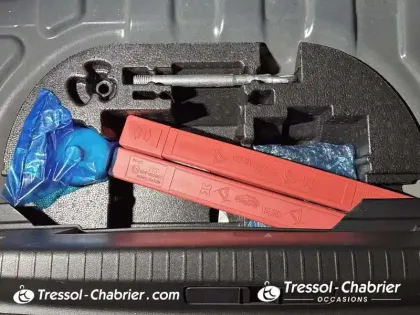 Photo 12 Opel Corsa  Electrique 156 ch & Batterie 51 kWh