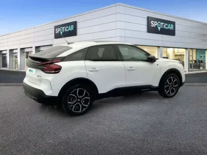 Photo 28 Citroën C4 e- 136 ch Automatique