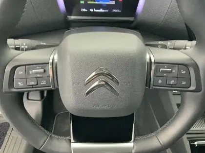 Photo 22 Citroën C4 e- 136 ch Automatique