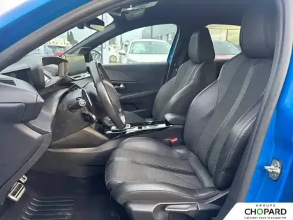 Photo 31 Peugeot 208  PureTech 130 S&S EAT8