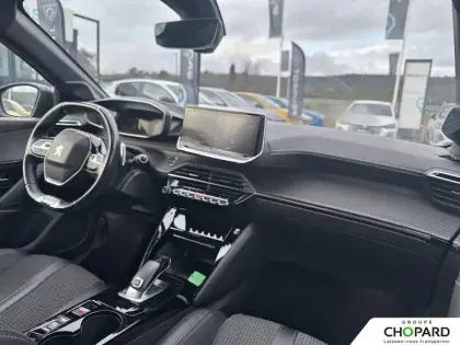 Photo 33 Peugeot 208  PureTech 130 S&S EAT8