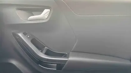 Photo 17 Ford Puma  1.0 Flexifuel 125 ch mHEV S&S BVM6