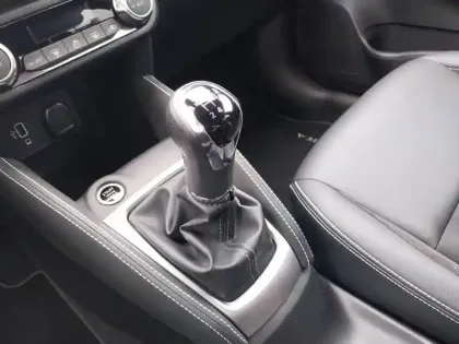 Photo 8 Nissan Micra  IG-T 92