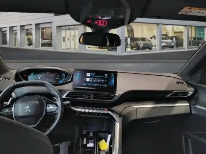 Photo 9 Peugeot 3008  Hybrid 180 e-EAT8