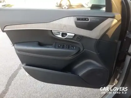 Photo 22 Volvo Xc90  T8 AWD Hybride Rechargeable 310+145 ch Geartronic 8 7pl