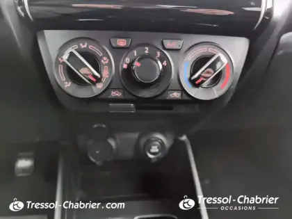 Photo 19 Suzuki Swift  1.2 Dualjet Hybrid