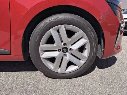 Photo 13 Renault Clio  TCe 90